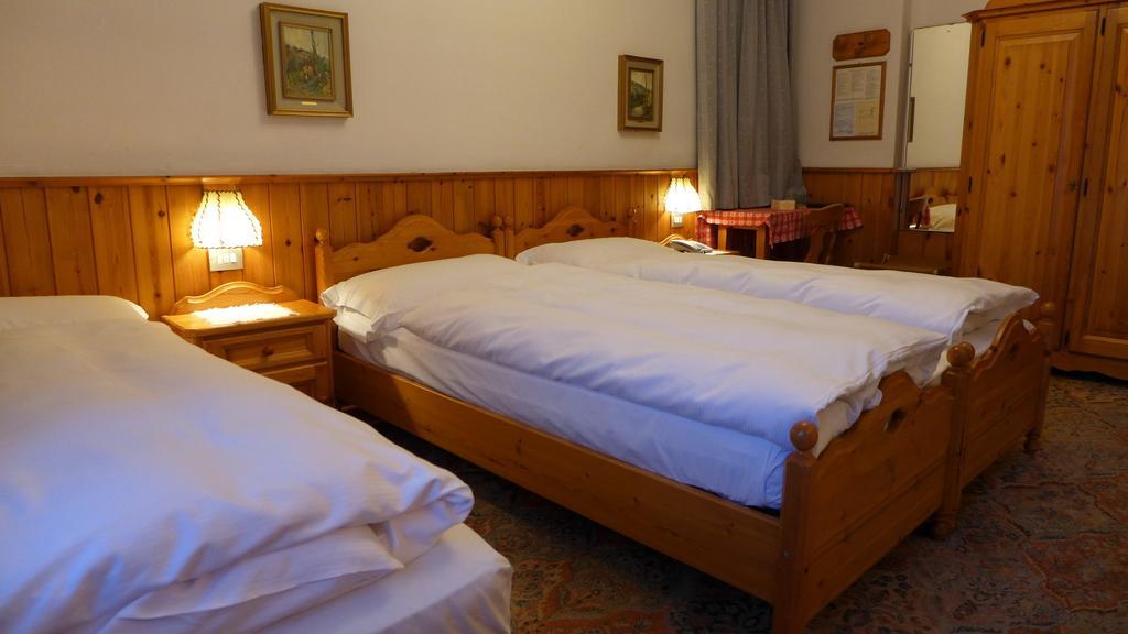 Hotel Bellaria - Cortina D'Ampezzo Zimmer foto