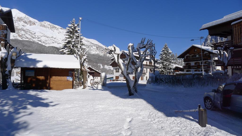 Hotel Bellaria - Cortina D'Ampezzo Exterior foto