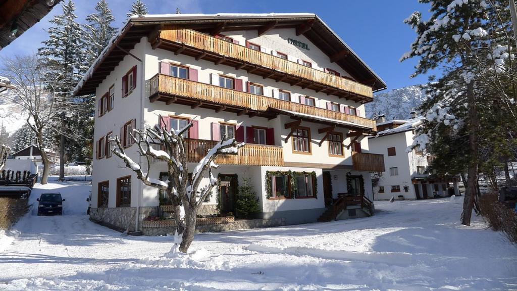 Hotel Bellaria - Cortina D'Ampezzo Exterior foto